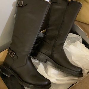 La Canadienne leather waterproof boots